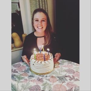 Meet your Posher, Hannah